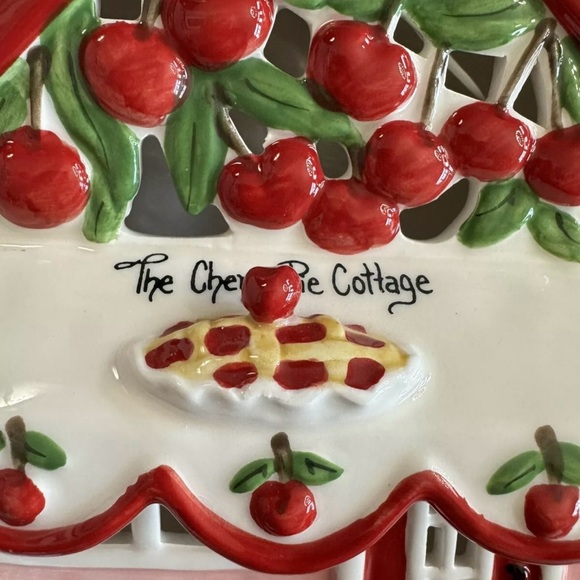 BLUE SKY CLAYWORKS SPRING SUMMER CHERRY PIE COTTAGE TEALIGHT HOLDER NEW - Picture 10 of 11